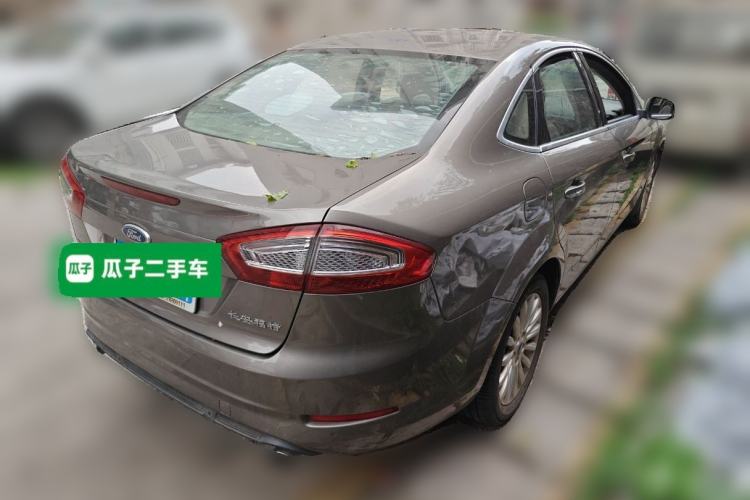Used Ford Mondeo 2011 2.0L GTDi 200 Fashion Edition Rear Right 45 Deg
