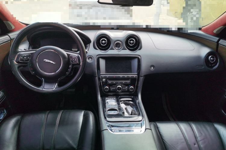 Used Jaguar XJ 2015 XJL 2.0T Two-Wheel-Drive Elegant Business Edition
