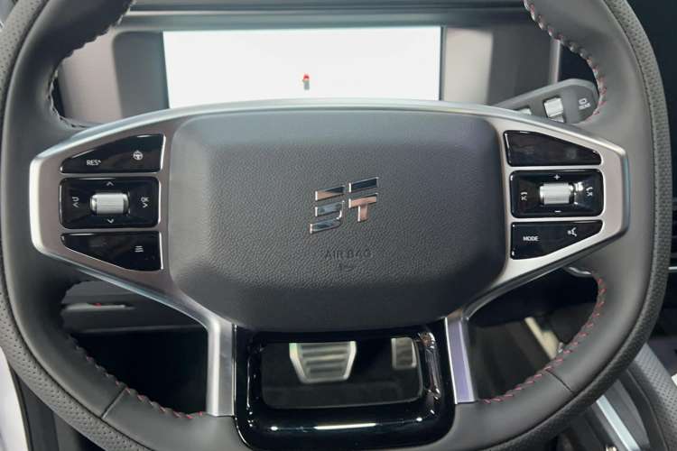 Used JETOUR Traveler 2024 2.0T All-Wheel-Drive Silver Dragon Wings