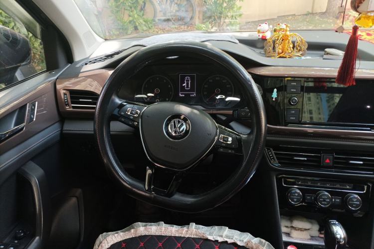 Used Volkswagen Tharu 2019 280TSI Two-Wheel Drive Luxury Version China VI Standard
