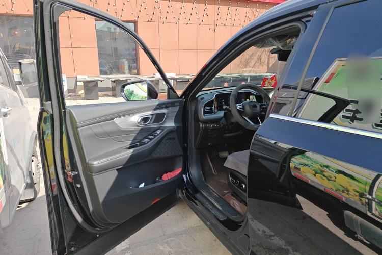 Used GAC Trumpchi GS8 2025 Linghang Series 2.0 TGDI Two-Wheel-Drive Luxury Edition 5 Seats
