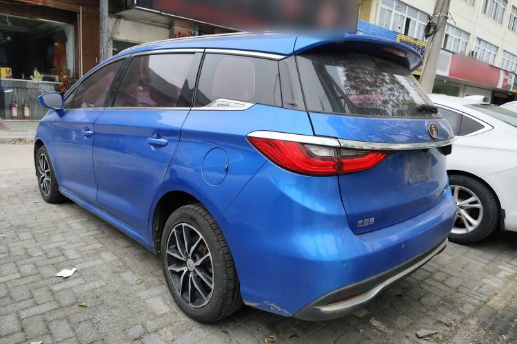 Used BYD Song MAX 2017 1.5T Automatic Smart Connect Elite 7-Seater
