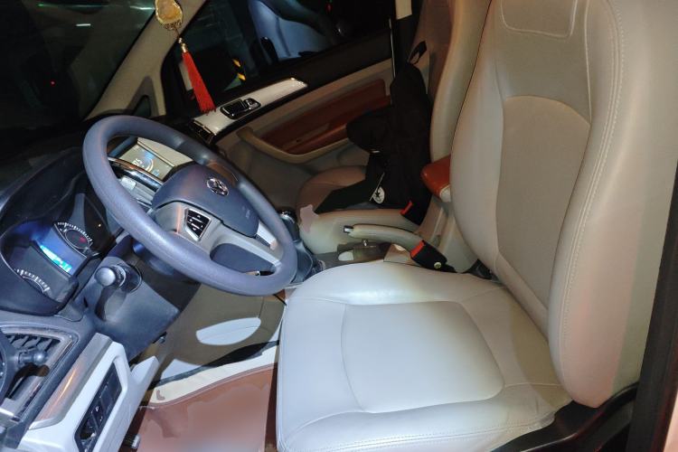 Used HYOSOW H3 2016 H3F 1.5L Manual Prestige Edition Left Front Seat