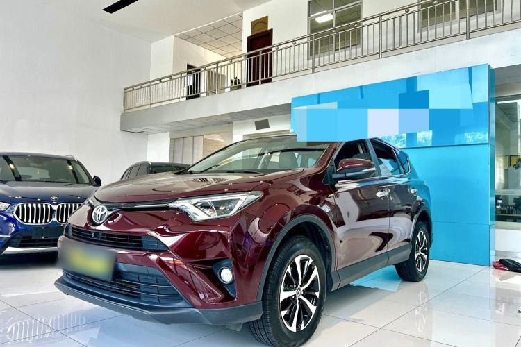Used Toyota RAV4 2018 2.0L CVT Two-Wheel Drive Fashion X Edition