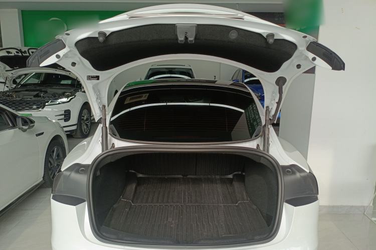 Used Tesla Model 3 2025 Rear-Wheel-Drive Version Trunk