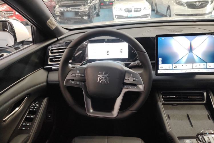 Used BYD Qin L 2025 DM-i Smart Drive 120KM Superior Model Steering Wheel