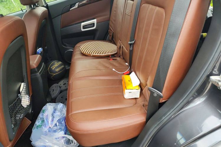 Used Opel Antara 2013 2.4L Two-Wheel Drive Comfort Edition
