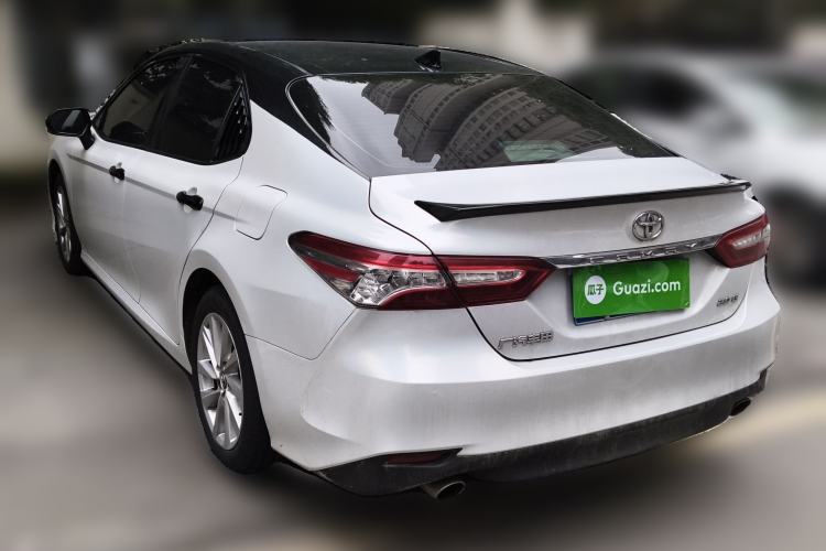 Used Toyota Camry 2021 2.0G Luxury Edition
