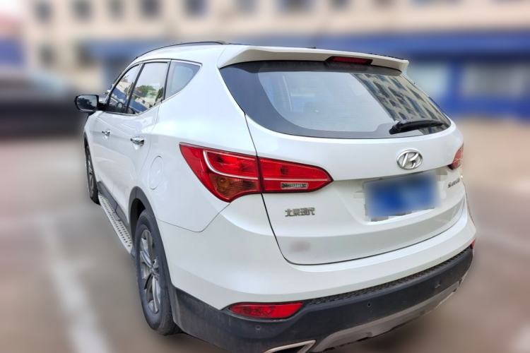 Used Hyundai Santa Fe 2013 2.4L Automatic Two-Wheel Drive Smart Version