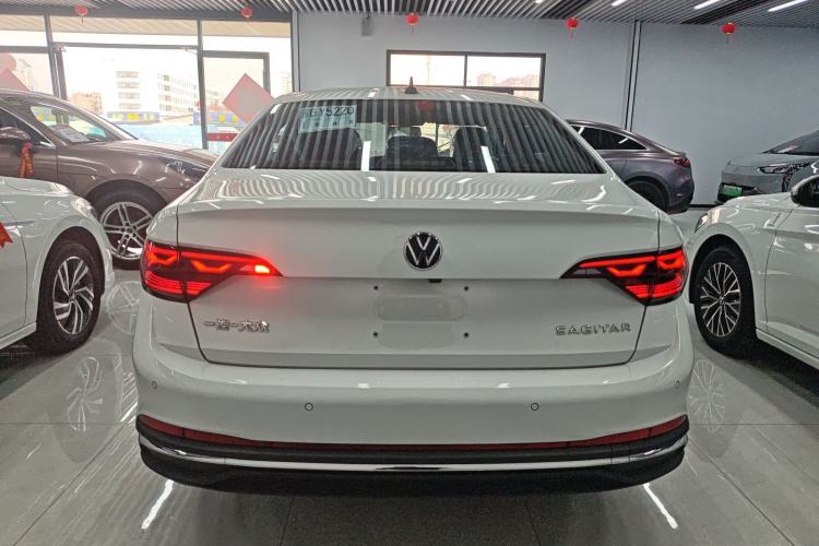 Used Volkswagen Sagitar 2025 Facelift 200TSI DSG Flyover Edition
