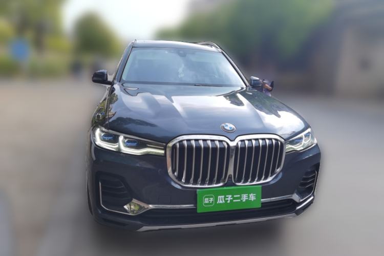 Used BMW X7 2019 xDrive40i Luxury Package with Leading Features
