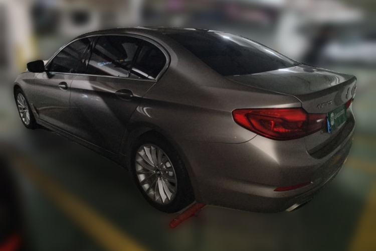 Used BMW 5 Series 2019 525Li Luxury Package Rear Left 45 Deg