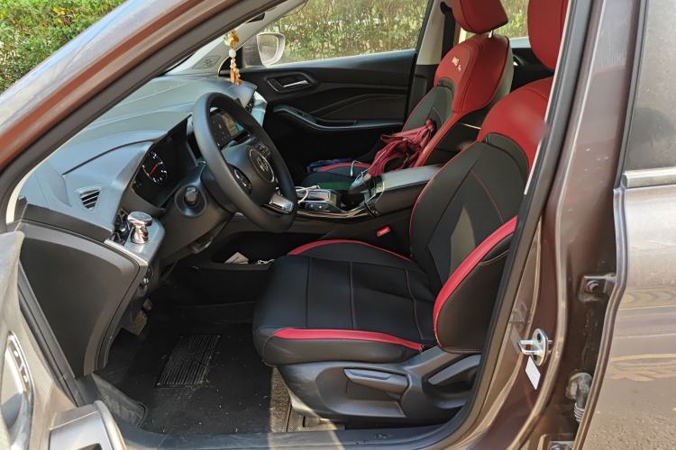 Used MG 5 2021 180 DVVT CVT Youthful Style Edition
