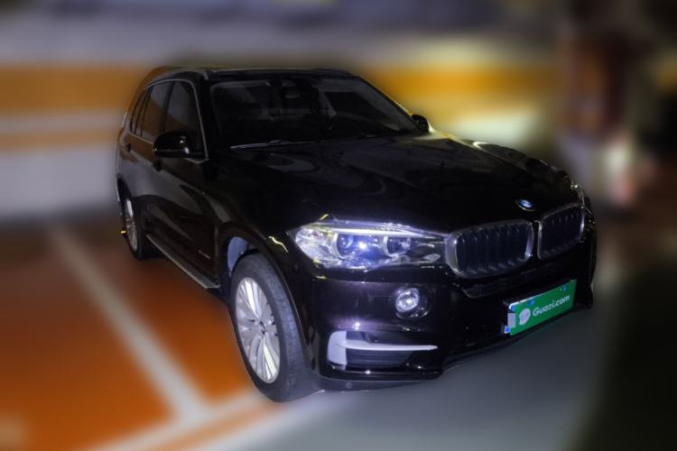 Used BMW X5 2014 xDrive35i Elegant Edition Front Right 45 Deg