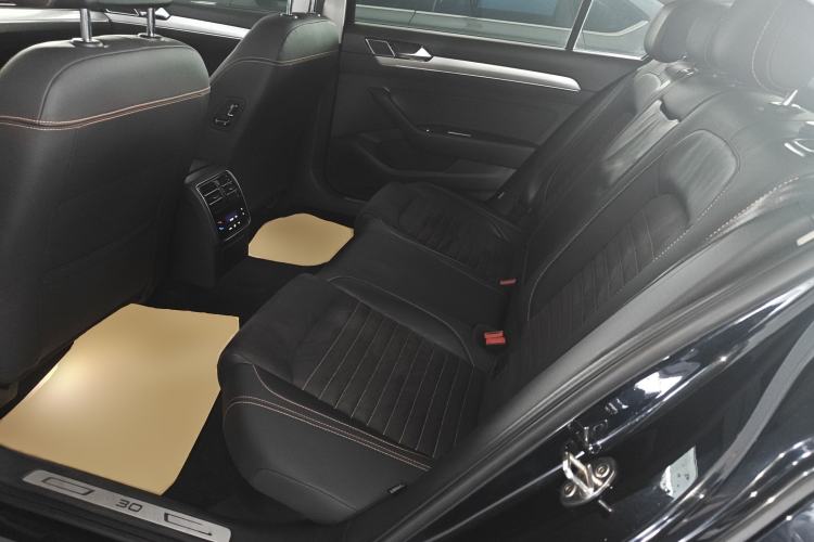 Used Volkswagen Magotan 2021 330TSI DSG 30th Anniversary Edition
