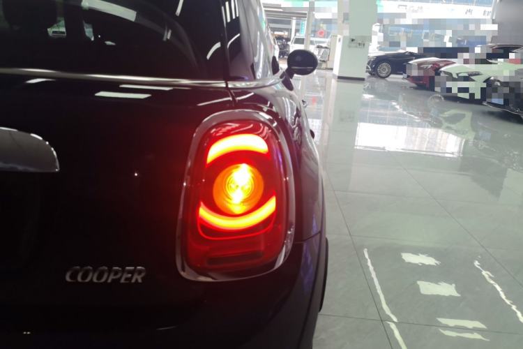 Used MINI 2016 1.5T COOPER SEVEN