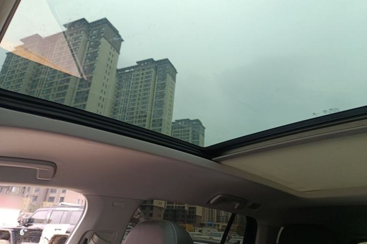 Used Volkswagen Talagon 2021 330TSI Two-Wheel-Drive Luxury Edition – Scenic Version Headliner