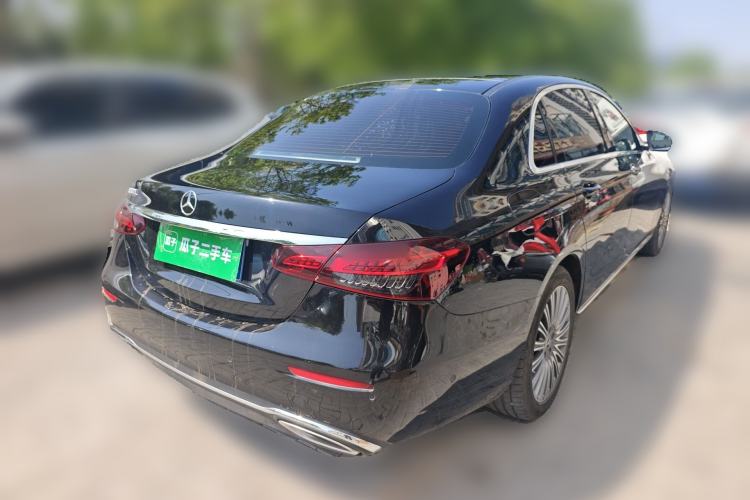 Used Mercedes-Benz E-Class 2022 Second Facelift E 300 L Luxury Edition
