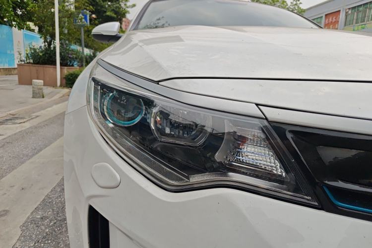 Used Kia K5 New Energy 2018 2.0L ZhiZun Edition
