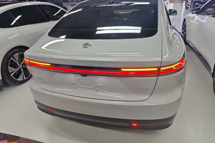 Used Nio ET7 2023 100kWh Signature Edition
