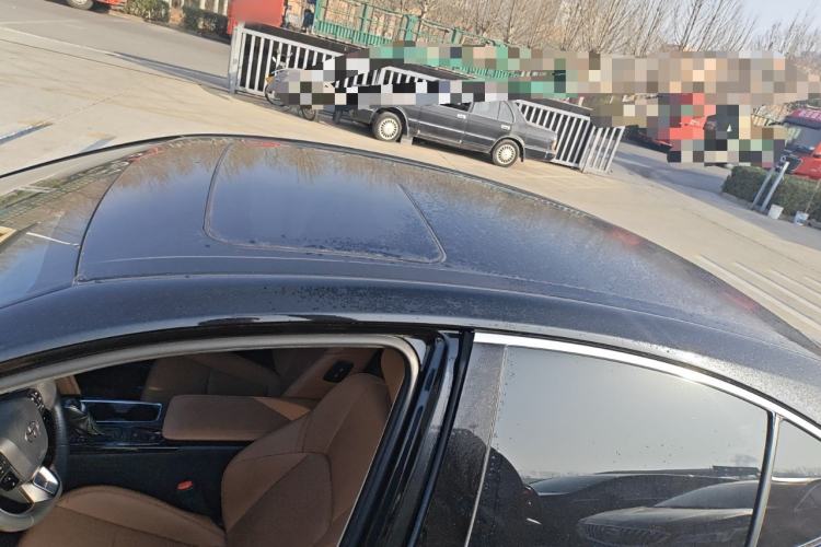 Used Toyota Camry 2024 Dual-Motor 2.0 HGVP Luxury Edition
