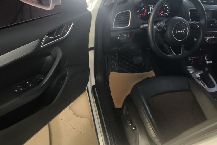 Used Audi Q3 2018 30th Anniversary Edition 30 TFSI Fashion Model Driver Seat