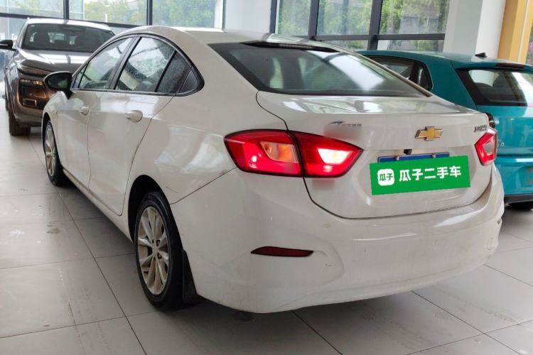 Used Chevrolet Cruze 2018 320 Automatic Pioneer Sunroof Edition Rear Left 45 Deg