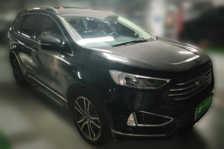 Used Ford Edge 2020 EcoBoost 245 Four-Wheel Drive Titanium Plus 7-Seater Front Right 45 Deg