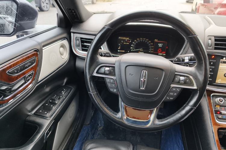 Used Lincoln Continental 2017 3.0T Four-Wheel Drive Prestige Edition
