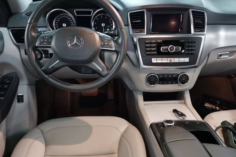 Used Mercedes-Benz M-Class 2012 ML 300