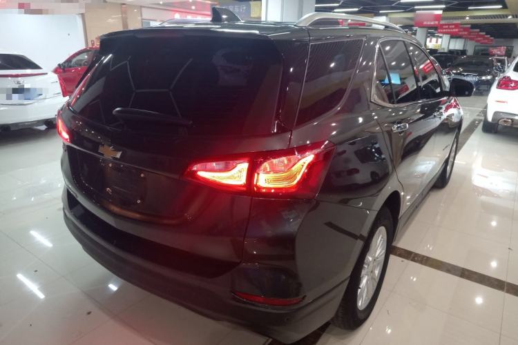 Used Chevrolet Equinox 2018 535T Automatic YuJie Edition Rear Right 45 Deg