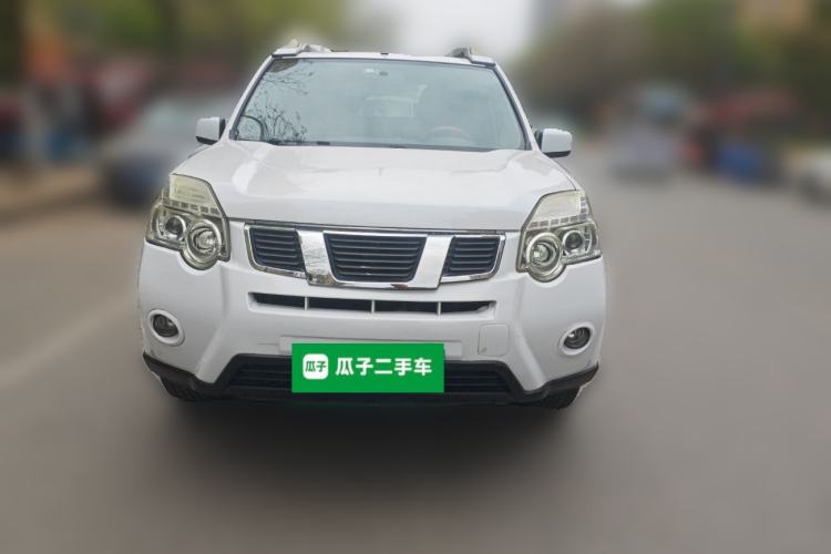 Used Nissan X-Trail 2012 2.5L CVT Luxury Edition 4WD Front