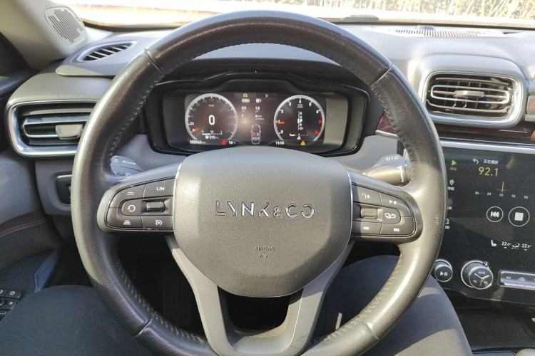Used Lynk & Co 02 2019 High-Energy Edition 2.0T Automatic Two-Wheel Drive Zhaoban Model China VI Standard Steering Wheel
