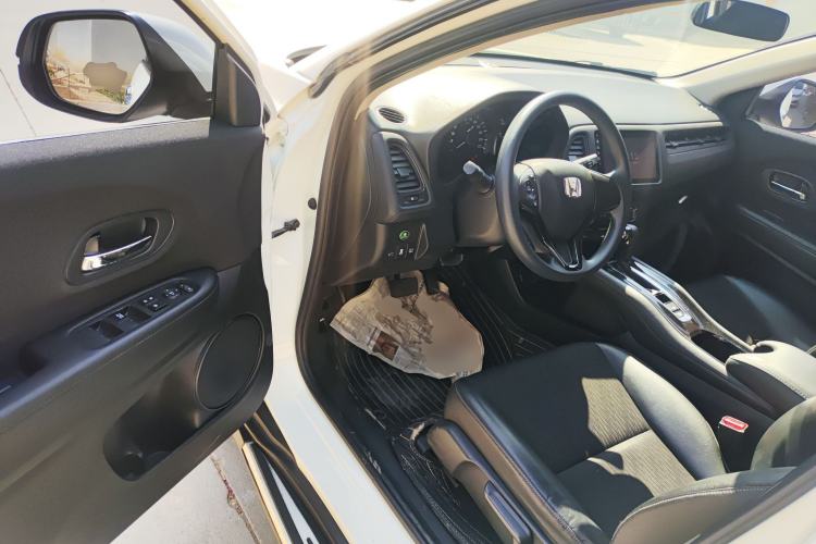 Used Honda Vezel 2020 1.5L CVT Pioneer Edition
