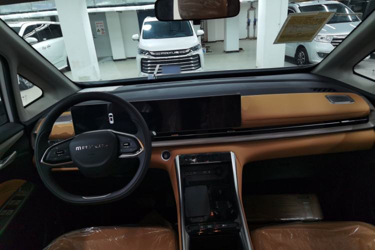 Used SAIC MAXUS G50 PHEV 2025 Leading Edition
