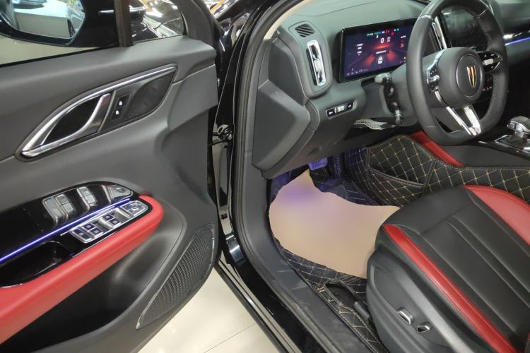 Used Hongqi HS3 2023 1.5T Two-Wheel Drive Shanwei Edition Driver Seat