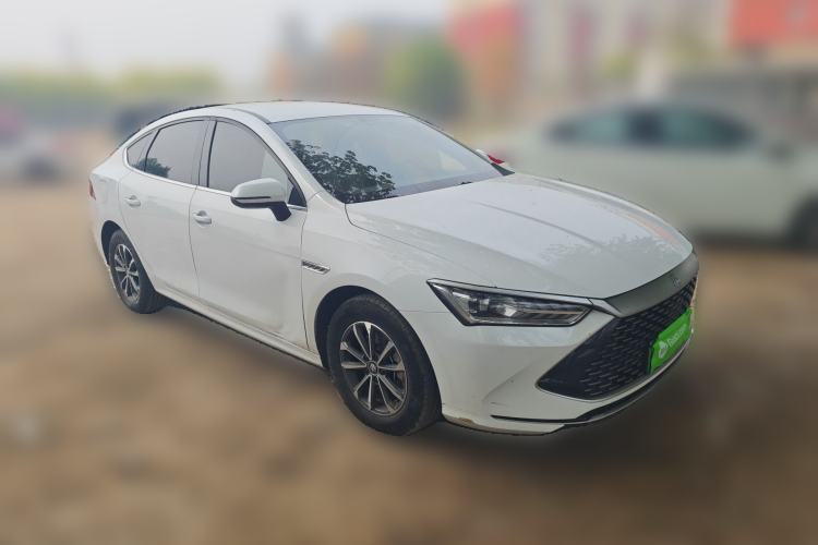 Used BYD Qin PLUS 2024 HONOR Edition DM-i 55KM Leading Model Front Right 45 Deg