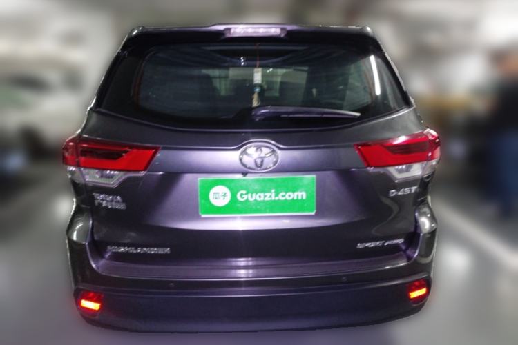 Used Toyota Highlander 2018 2.0T Four-Wheel Drive Luxury Edition 7 Seats China V Emission Standard Rear