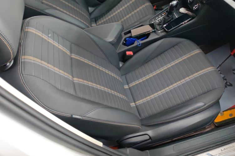 Used Volkswagen Lavida 2018 280TSI DSG Comfort Edition China V Standard Right Front Seat