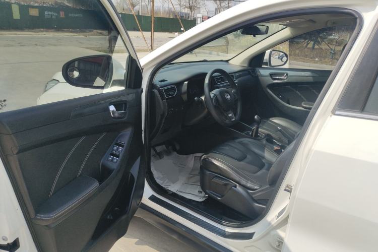 Used Dongfeng Fengon 580 2016 1.8L Manual Comfort Model
