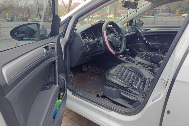 Used Volkswagen Golf 2019 1.6L Automatic Comfort Model China V Standard
