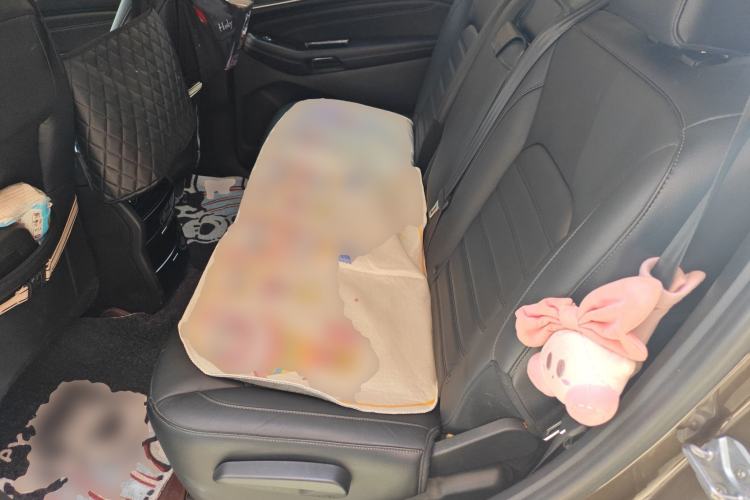 Used Ford Edge 2015 2.0T GTDi Two-Wheel-Drive High-Line Version