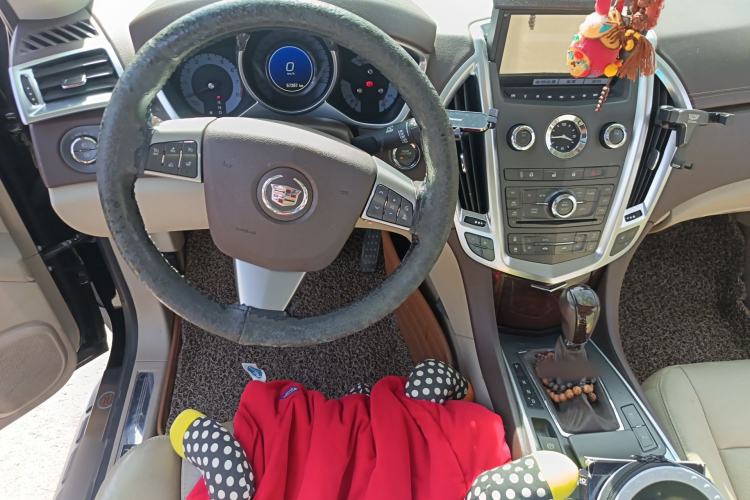 Used Cadillac SRX 2012 3.0L Elite Edition Steering Wheel