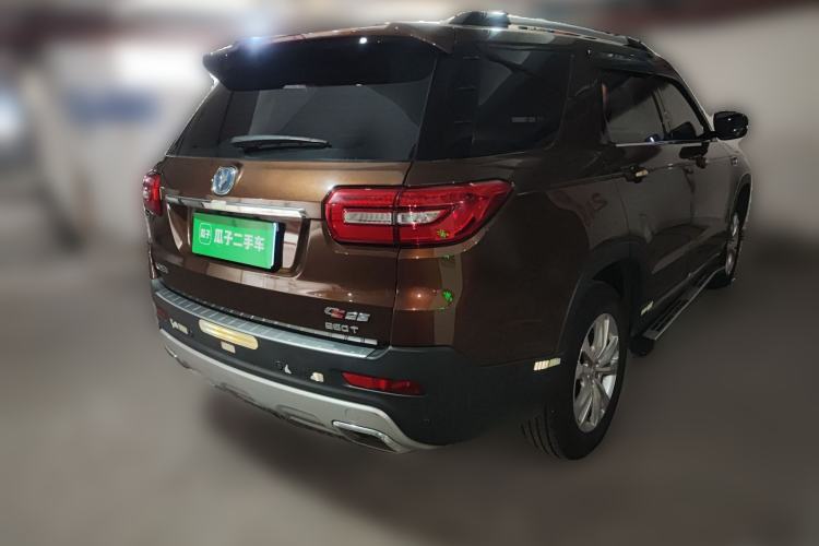 Used Changan CS95 2017 2.0T Two-Wheel Drive Zhiyuan Edition
