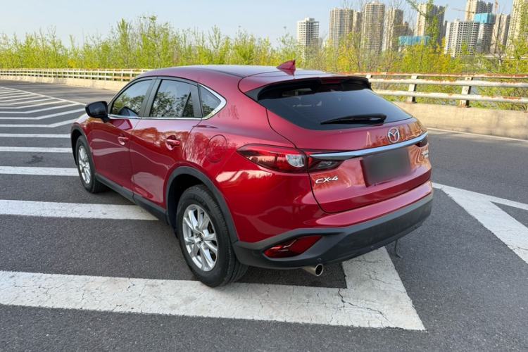 Used Mazda CX-4 2018 2.0L Automatic Two-Wheel Drive Blue Sky Dynamic Version China VI Standard
