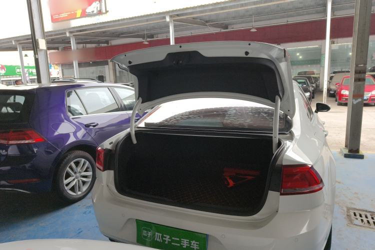 Used Volkswagen Lamando 2017 280TSI DSG Luxury Edition
