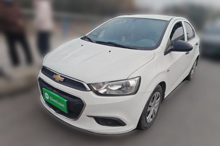 Used Chevrolet Aveo Sonic 2014 Sedan 1.4SL AT Fashion Edition