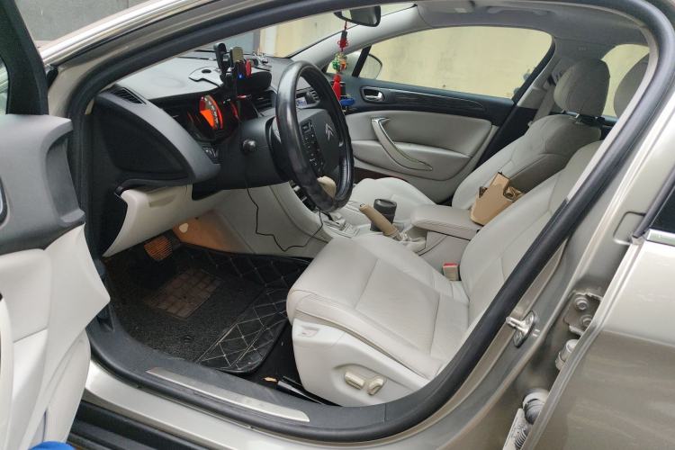 Used Citroen C5 2010 2.3L Automatic Luxury Edition
