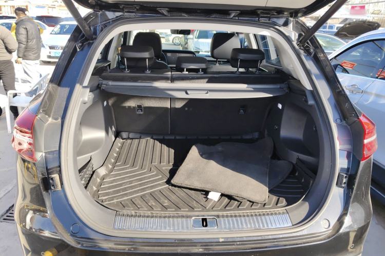 Used Hongqi HS5 2022 Revised Version 2.0T Smart Connect Flagship Edition
