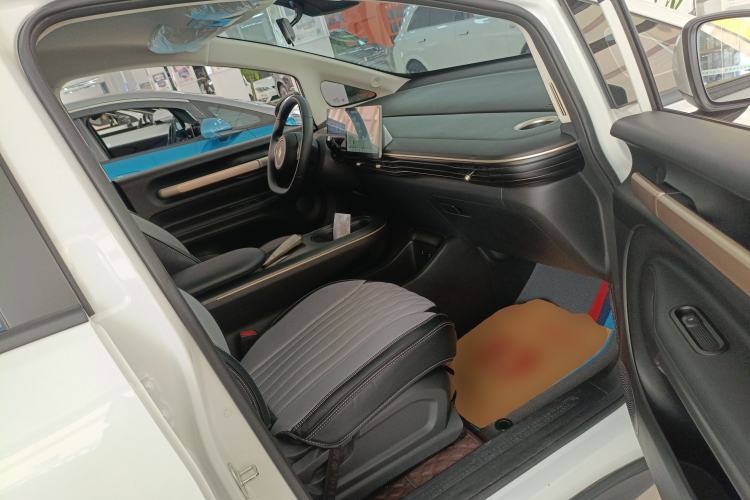 Used Baojun Cloud 2023 460 Plus Operational Exclusive Edition Right Front Seat